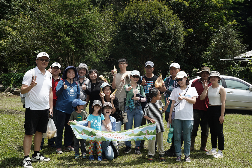 返鄉青年煞猛拚 採梨仔筍勇闖五寮尖 新北客庄創生趣