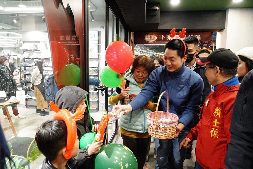 臺北耶誕愛無限! 蔣萬安率隊健走報佳音