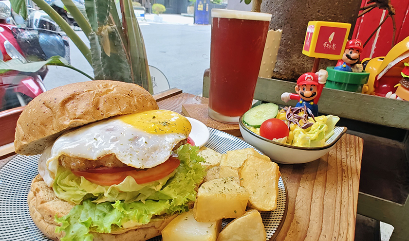 鳳山青創凝聚點點微光 復古情懷早午餐、老屋咖啡館人氣夯