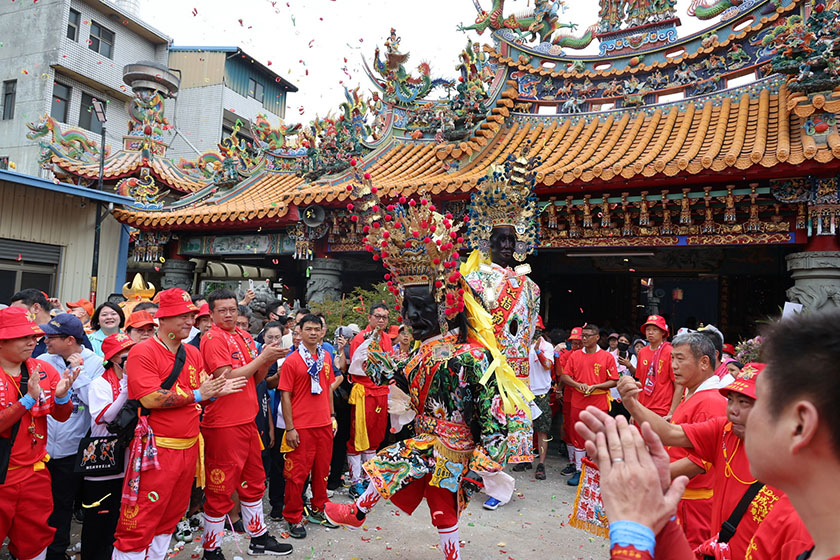 城隍爺聖誕遶境祈安 王副縣長點起馬炮祈福_AI主播「信仰新聞」城市生活報 ... ...
