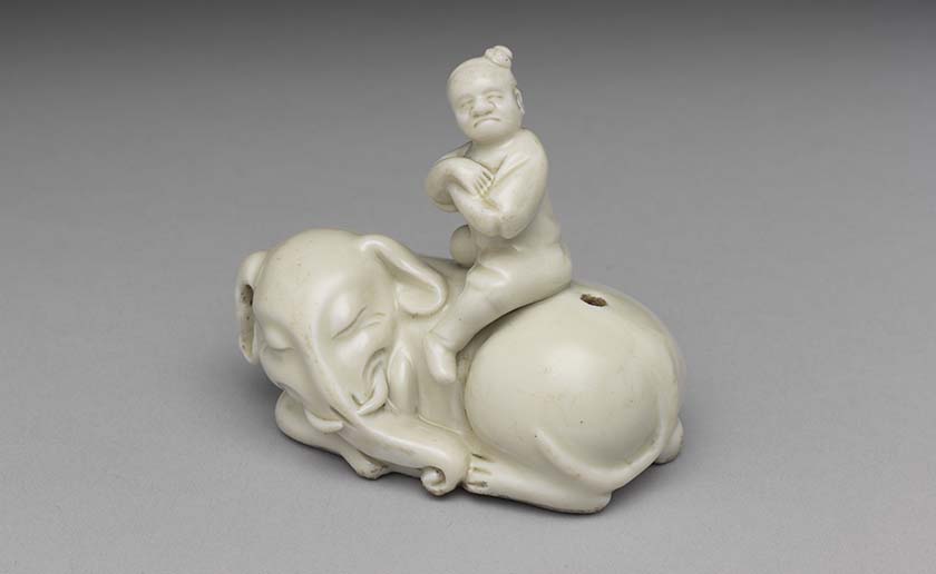 清 白瓷童子騎象水注_AI主播「藝術新聞」故宮國寶 城市生活報 ...