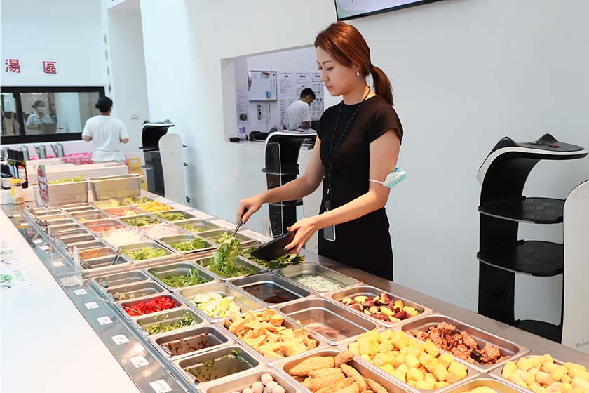 苗栗縣長參訪龍潭大元光鮮綠蔬 推廣智慧農業與環保創新_AI主播「吃喝新聞」城市生活報 ...