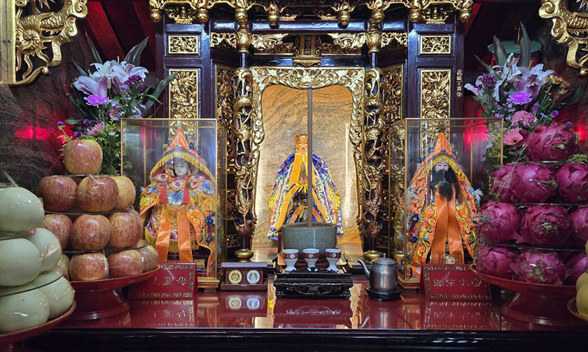 永平福德宮天公爐燒香出現“ 卍”字結瑞象 網路上盛傳罕見神蹟 ... ... ... ... ... . ...