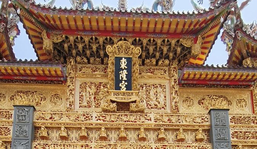 屏東東港迎王平安祭典 提供外語諮詢「說英語嘜也通」_AI主播「信仰新聞」城市生活報 ...