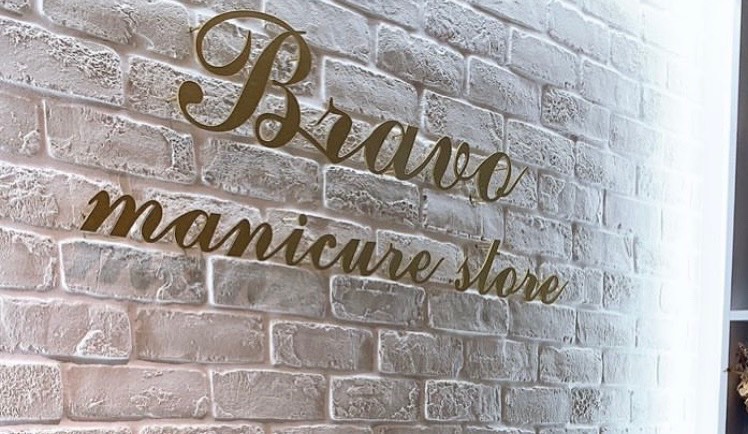 年輕美甲師邱怡萍：從學徒挫折到專屬風格用專注打造指尖自信 ...