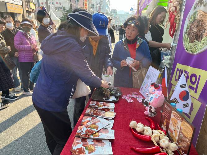 桃園拉麵飄香韓國　連三年受邀龜尾慶典